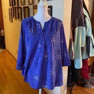 Women’s top. Size XXL